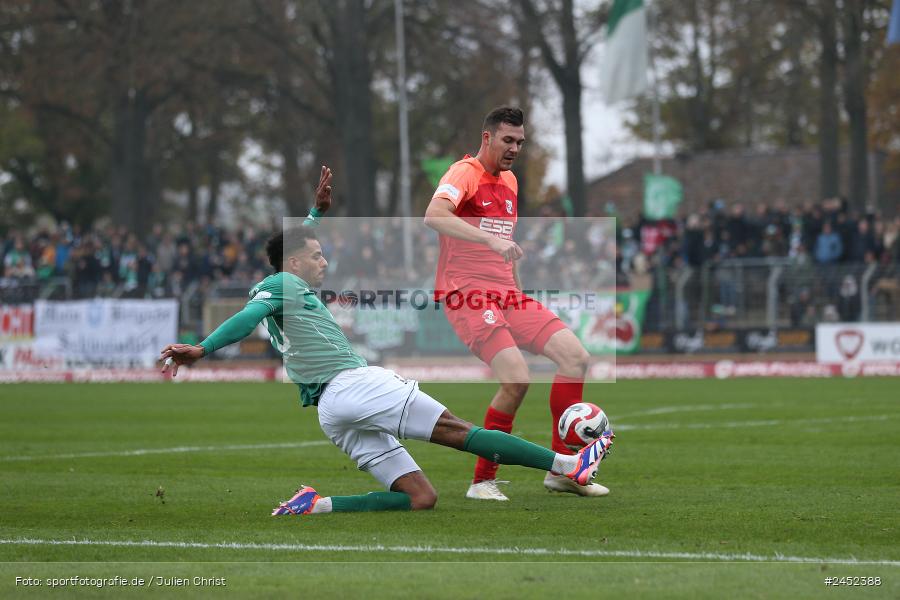 Willy-Sachs-Stadion, Schweinfurt, 09.11.2024, sport, action, Fussball, BFV, 19. Spieltag, Regionalliga Bayern, HAN, FCS, SpVgg Hankofen-Hailing, 1. FC Schweinfurt 1905 - Bild-ID: 2452388