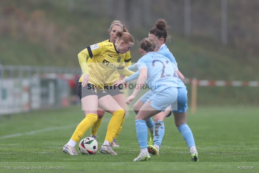 Sportanlage Sachsen Erlbachweg 9, Sachsen b. Ansbach, 10.11.2024, sport, action, Fussball, BFV, 10. Spieltag, 2. Frauen-Bundesliga, VFL, SV67, VfL Bochum 1848, SV 67 Weinberg - Bild-ID: 2453109 Sportanlage Sachsen Erlbachweg 9, Sachsen b. Ansbach, 10.11.2024, sport, action, Fussball, BFV, 10. Spieltag, 2. Frauen-Bundesliga, VFL, SV67, VfL Bochum 1848, SV 67 Weinberg - Bild-ID: 2453109