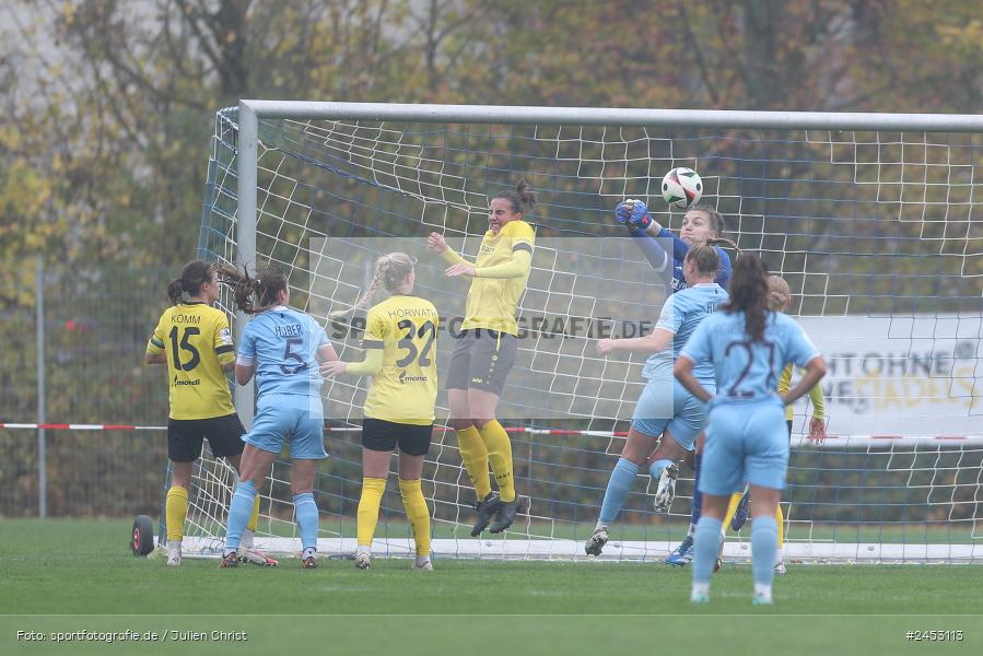 Sportanlage Sachsen Erlbachweg 9, Sachsen b. Ansbach, 10.11.2024, sport, action, Fussball, BFV, 10. Spieltag, 2. Frauen-Bundesliga, VFL, SV67, VfL Bochum 1848, SV 67 Weinberg - Bild-ID: 2453113 Sportanlage Sachsen Erlbachweg 9, Sachsen b. Ansbach, 10.11.2024, sport, action, Fussball, BFV, 10. Spieltag, 2. Frauen-Bundesliga, VFL, SV67, VfL Bochum 1848, SV 67 Weinberg - Bild-ID: 2453113