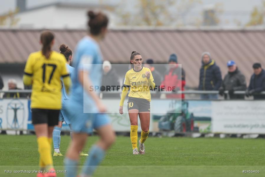 Sportanlage Sachsen Erlbachweg 9, Sachsen b. Ansbach, 10.11.2024, sport, action, Fussball, BFV, 10. Spieltag, 2. Frauen-Bundesliga, VFL, SV67, VfL Bochum 1848, SV 67 Weinberg - Bild-ID: 2453406