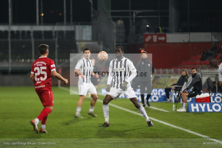 AKON Arena, Würzburg, 15.11.2024, sport, action, Fussball, BFV, 20. Spieltag, Regionalliga Bayern, SVW, FWK, SV Wacker Burghausen, FC Würzburger Kickers - Bild-ID: 2453700