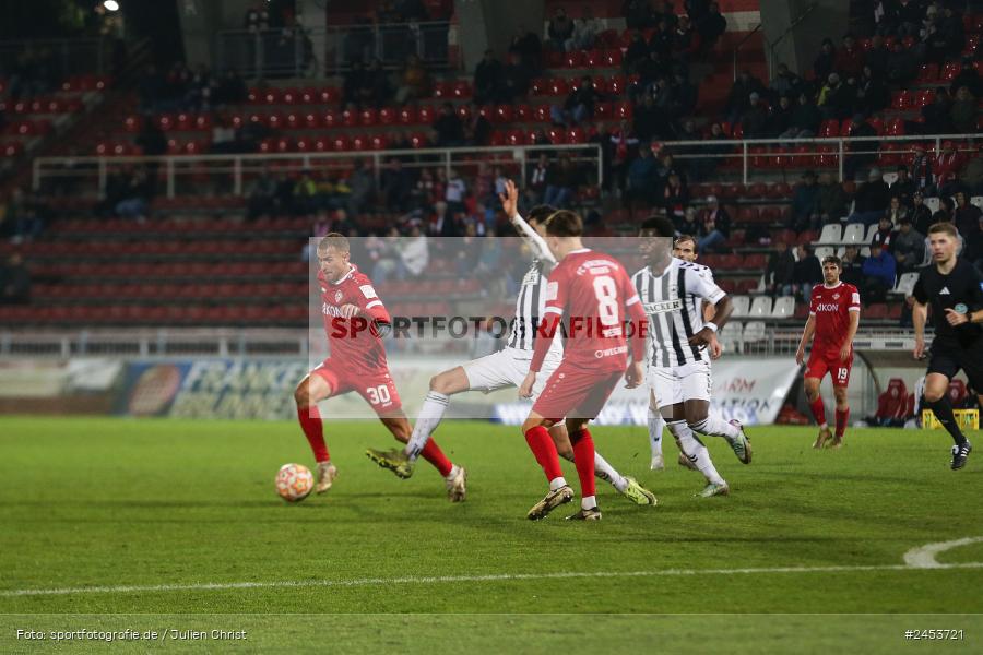 AKON Arena, Würzburg, 15.11.2024, sport, action, Fussball, BFV, 20. Spieltag, Regionalliga Bayern, SVW, FWK, SV Wacker Burghausen, FC Würzburger Kickers - Bild-ID: 2453721