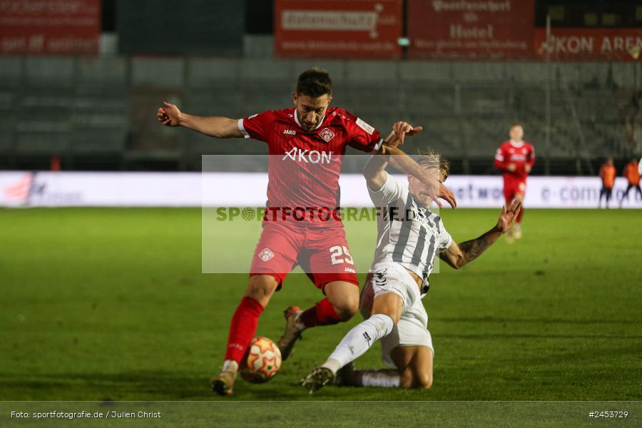 AKON Arena, Würzburg, 15.11.2024, sport, action, Fussball, BFV, 20. Spieltag, Regionalliga Bayern, SVW, FWK, SV Wacker Burghausen, FC Würzburger Kickers - Bild-ID: 2453729