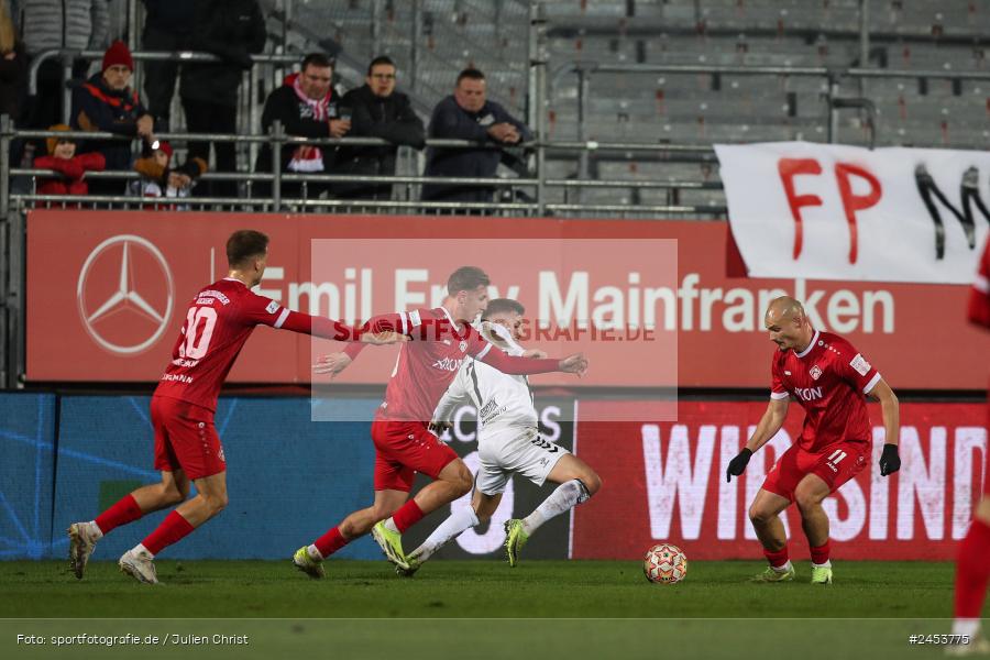 AKON Arena, Würzburg, 15.11.2024, sport, action, Fussball, BFV, 20. Spieltag, Regionalliga Bayern, SVW, FWK, SV Wacker Burghausen, FC Würzburger Kickers - Bild-ID: 2453775