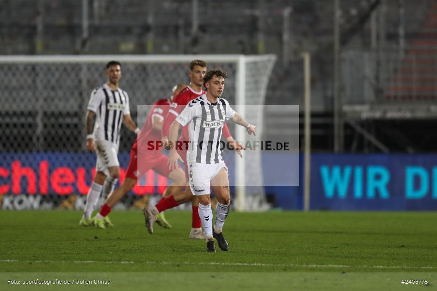 AKON Arena, Würzburg, 15.11.2024, sport, action, Fussball, BFV, 20. Spieltag, Regionalliga Bayern, SVW, FWK, SV Wacker Burghausen, FC Würzburger Kickers - Bild-ID: 2453778