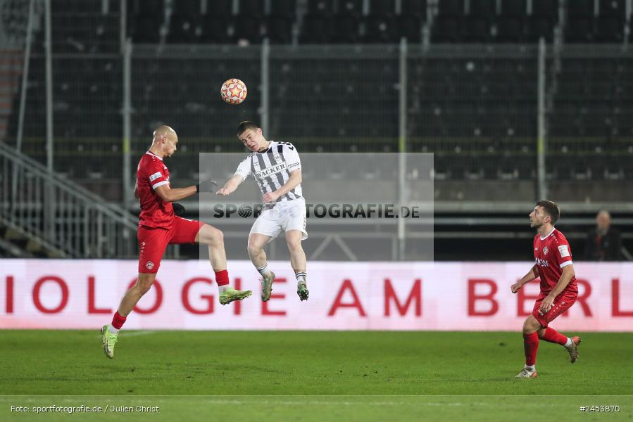 AKON Arena, Würzburg, 15.11.2024, sport, action, Fussball, BFV, 20. Spieltag, Regionalliga Bayern, SVW, FWK, SV Wacker Burghausen, FC Würzburger Kickers - Bild-ID: 2453870