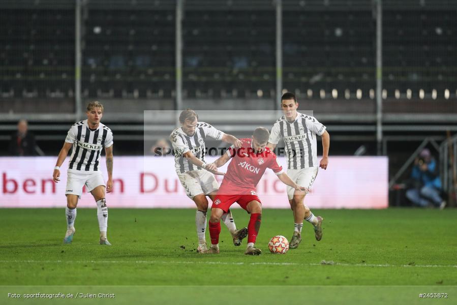 AKON Arena, Würzburg, 15.11.2024, sport, action, Fussball, BFV, 20. Spieltag, Regionalliga Bayern, SVW, FWK, SV Wacker Burghausen, FC Würzburger Kickers - Bild-ID: 2453872
