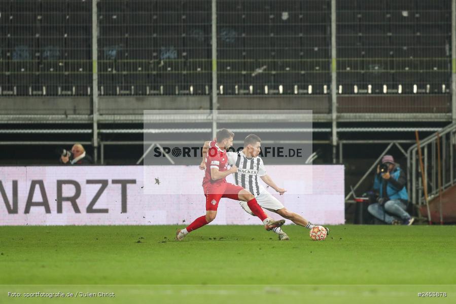 AKON Arena, Würzburg, 15.11.2024, sport, action, Fussball, BFV, 20. Spieltag, Regionalliga Bayern, SVW, FWK, SV Wacker Burghausen, FC Würzburger Kickers - Bild-ID: 2453878