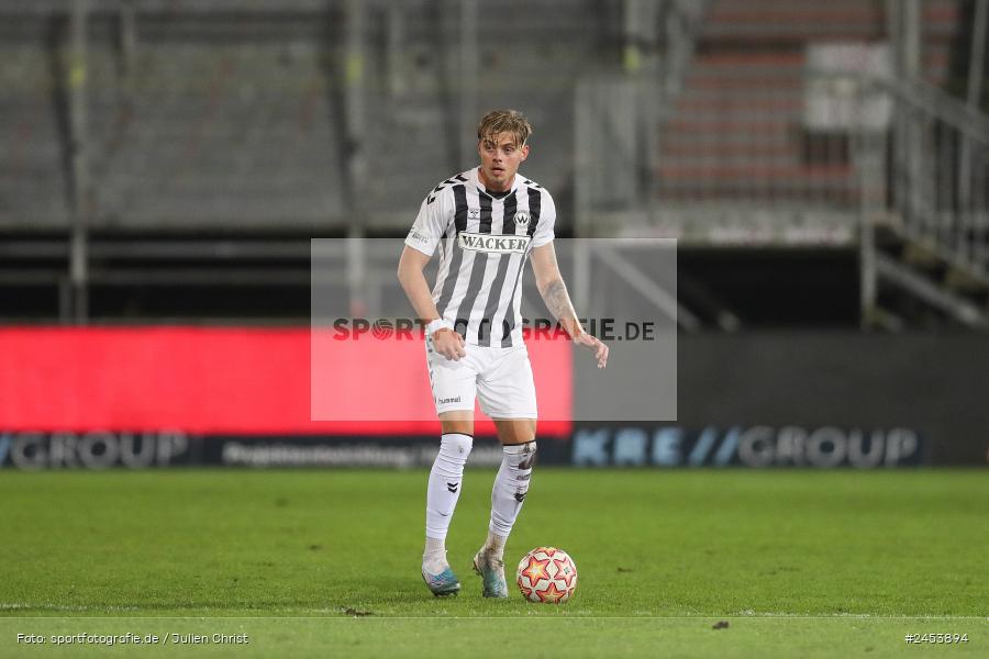AKON Arena, Würzburg, 15.11.2024, sport, action, Fussball, BFV, 20. Spieltag, Regionalliga Bayern, SVW, FWK, SV Wacker Burghausen, FC Würzburger Kickers - Bild-ID: 2453894