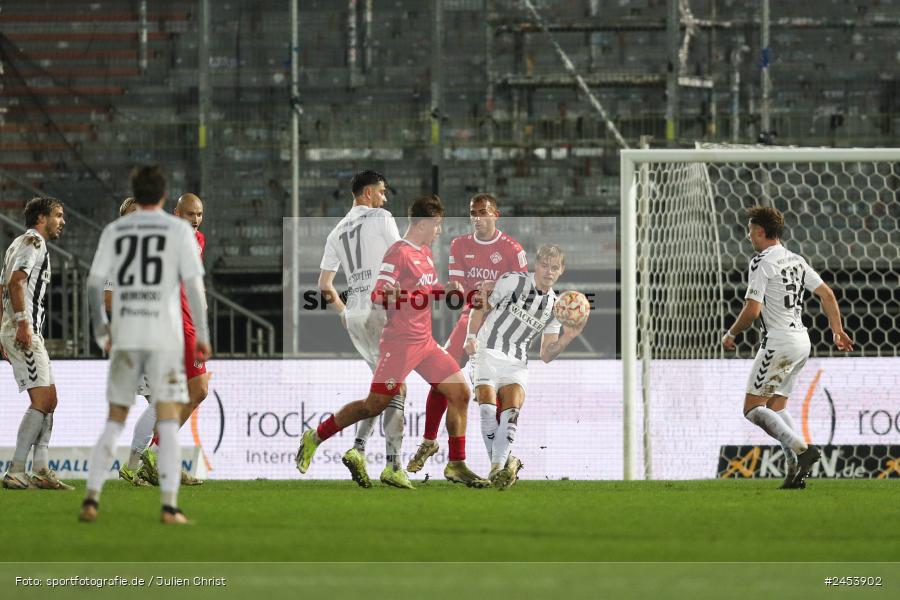 AKON Arena, Würzburg, 15.11.2024, sport, action, Fussball, BFV, 20. Spieltag, Regionalliga Bayern, SVW, FWK, SV Wacker Burghausen, FC Würzburger Kickers - Bild-ID: 2453902