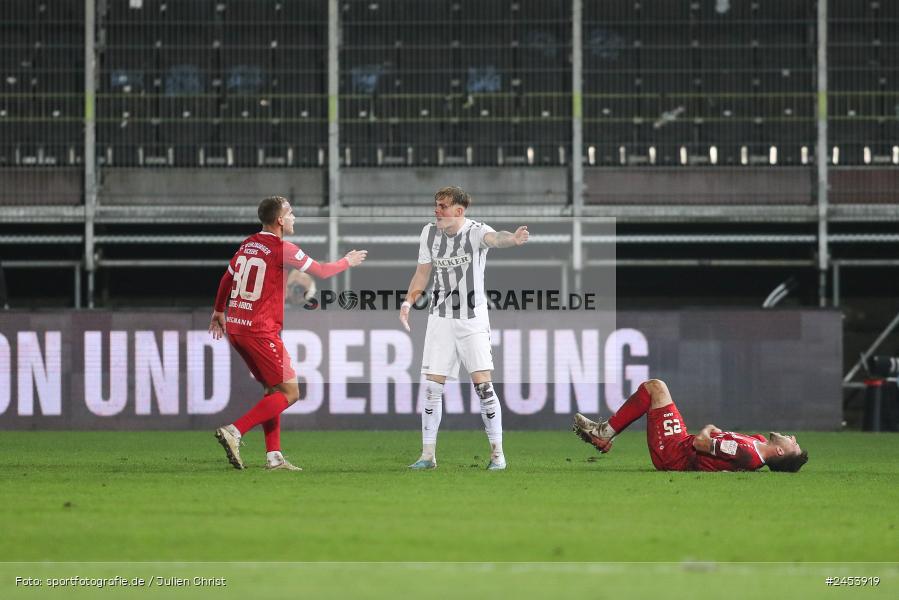 AKON Arena, Würzburg, 15.11.2024, sport, action, Fussball, BFV, 20. Spieltag, Regionalliga Bayern, SVW, FWK, SV Wacker Burghausen, FC Würzburger Kickers - Bild-ID: 2453919 AKON Arena, Würzburg, 15.11.2024, sport, action, Fussball, BFV, 20. Spieltag, Regionalliga Bayern, SVW, FWK, SV Wacker Burghausen, FC Würzburger Kickers - Bild-ID: 2453919