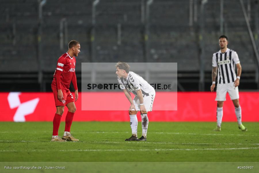 AKON Arena, Würzburg, 15.11.2024, sport, action, Fussball, BFV, 20. Spieltag, Regionalliga Bayern, SVW, FWK, SV Wacker Burghausen, FC Würzburger Kickers - Bild-ID: 2453937