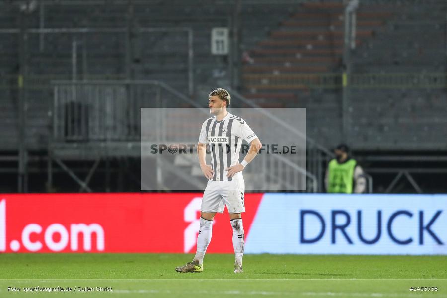 AKON Arena, Würzburg, 15.11.2024, sport, action, Fussball, BFV, 20. Spieltag, Regionalliga Bayern, SVW, FWK, SV Wacker Burghausen, FC Würzburger Kickers - Bild-ID: 2453938