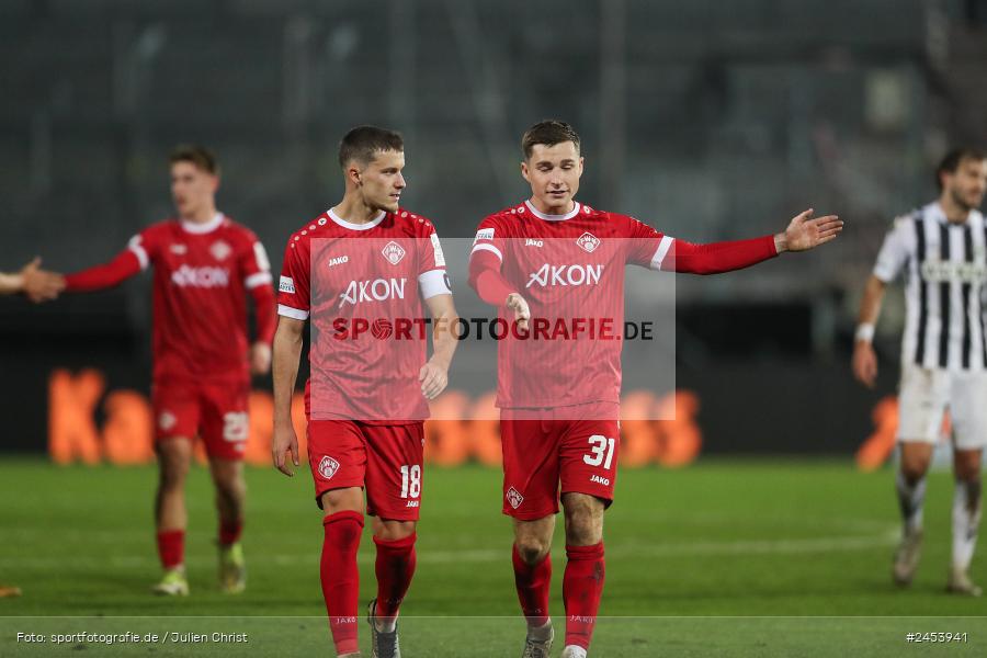 AKON Arena, Würzburg, 15.11.2024, sport, action, Fussball, BFV, 20. Spieltag, Regionalliga Bayern, SVW, FWK, SV Wacker Burghausen, FC Würzburger Kickers - Bild-ID: 2453941