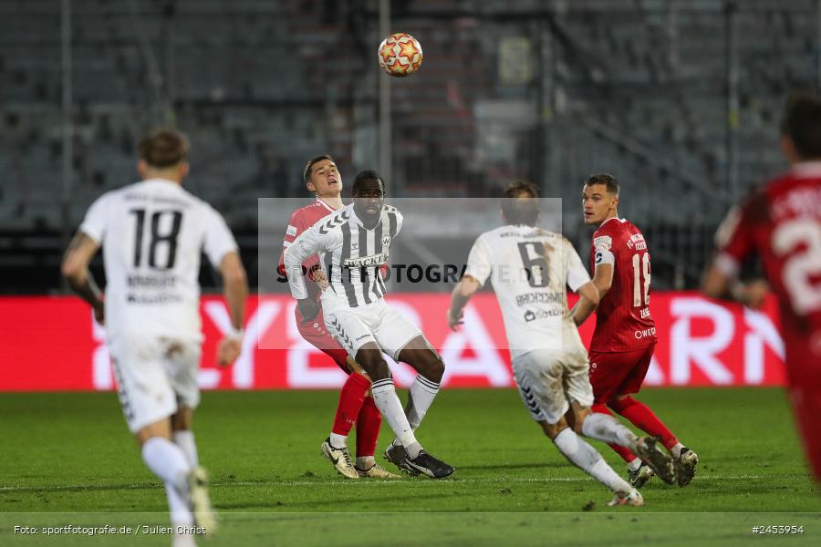 AKON Arena, Würzburg, 15.11.2024, sport, action, Fussball, BFV, 20. Spieltag, Regionalliga Bayern, SVW, FWK, SV Wacker Burghausen, FC Würzburger Kickers - Bild-ID: 2453954