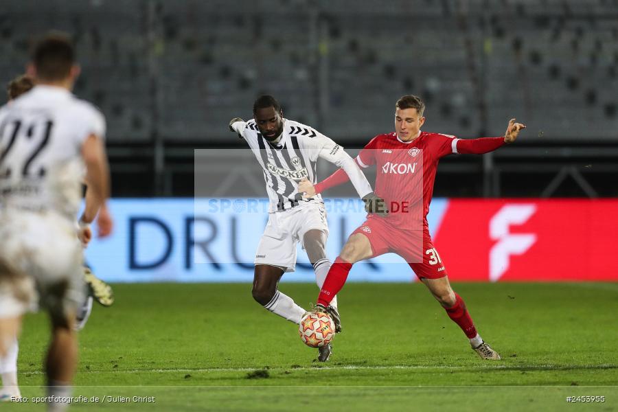AKON Arena, Würzburg, 15.11.2024, sport, action, Fussball, BFV, 20. Spieltag, Regionalliga Bayern, SVW, FWK, SV Wacker Burghausen, FC Würzburger Kickers - Bild-ID: 2453955