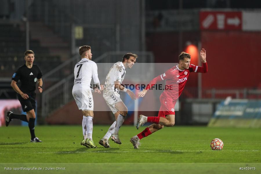 AKON Arena, Würzburg, 15.11.2024, sport, action, Fussball, BFV, 20. Spieltag, Regionalliga Bayern, SVW, FWK, SV Wacker Burghausen, FC Würzburger Kickers - Bild-ID: 2453973