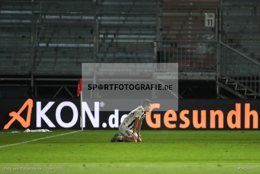 AKON Arena, Würzburg, 15.11.2024, sport, action, Fussball, BFV, 20. Spieltag, Regionalliga Bayern, SVW, FWK, SV Wacker Burghausen, FC Würzburger Kickers - Bild-ID: 2453980
