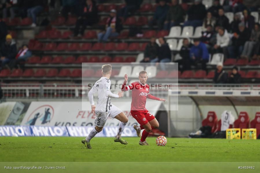 AKON Arena, Würzburg, 15.11.2024, sport, action, Fussball, BFV, 20. Spieltag, Regionalliga Bayern, SVW, FWK, SV Wacker Burghausen, FC Würzburger Kickers - Bild-ID: 2453982
