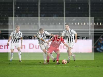Fotos von FC Würzburger Kickers - SV Wacker Burghausen auf sportfotografie.de