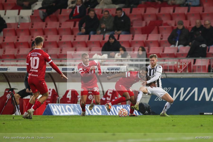 AKON Arena, Würzburg, 15.11.2024, sport, action, Fussball, BFV, 20. Spieltag, Regionalliga Bayern, SVW, FWK, SV Wacker Burghausen, FC Würzburger Kickers - Bild-ID: 2454001