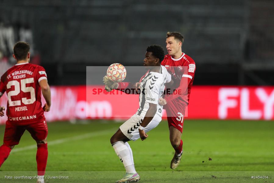 AKON Arena, Würzburg, 15.11.2024, sport, action, Fussball, BFV, 20. Spieltag, Regionalliga Bayern, SVW, FWK, SV Wacker Burghausen, FC Würzburger Kickers - Bild-ID: 2454014