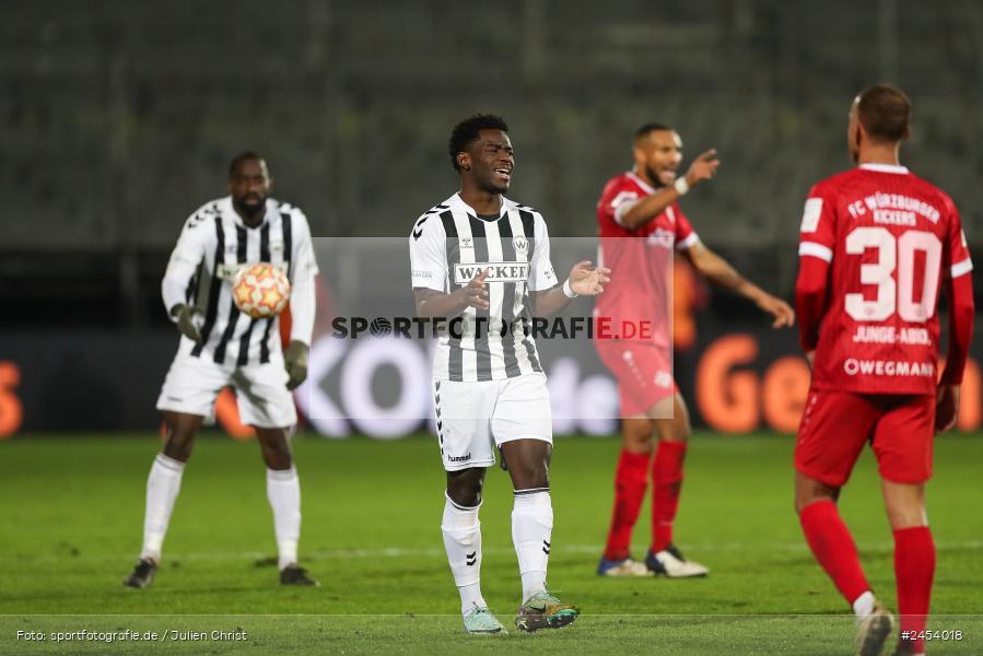 AKON Arena, Würzburg, 15.11.2024, sport, action, Fussball, BFV, 20. Spieltag, Regionalliga Bayern, SVW, FWK, SV Wacker Burghausen, FC Würzburger Kickers - Bild-ID: 2454018