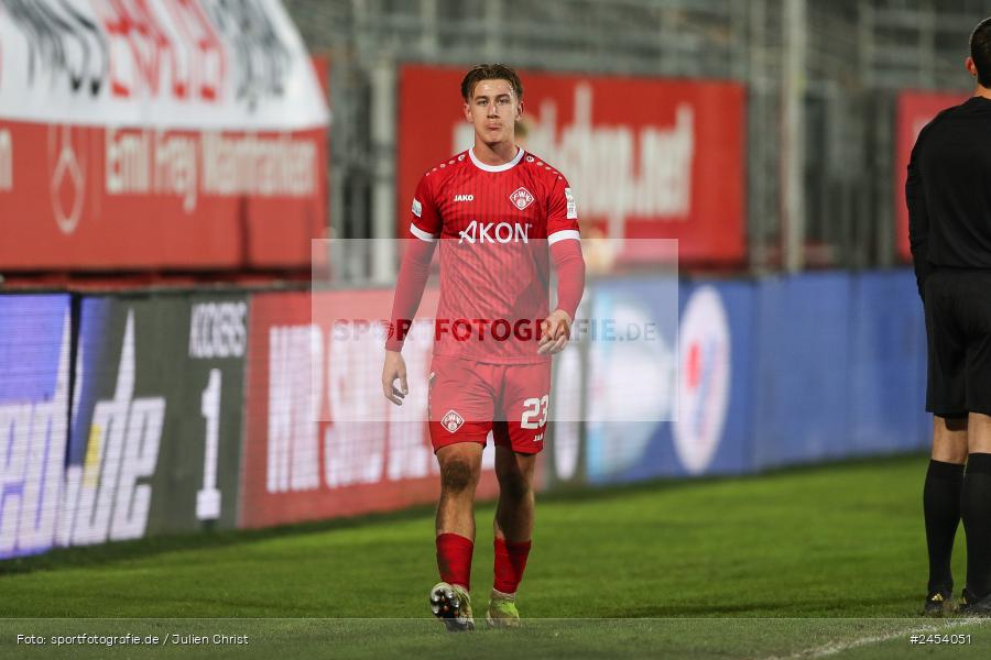 AKON Arena, Würzburg, 15.11.2024, sport, action, Fussball, BFV, 20. Spieltag, Regionalliga Bayern, SVW, FWK, SV Wacker Burghausen, FC Würzburger Kickers - Bild-ID: 2454051