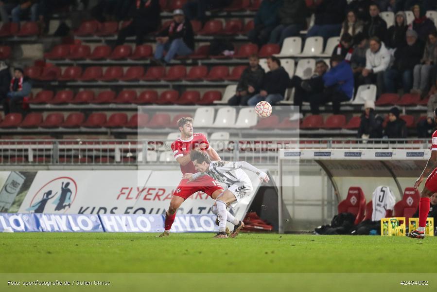 AKON Arena, Würzburg, 15.11.2024, sport, action, Fussball, BFV, 20. Spieltag, Regionalliga Bayern, SVW, FWK, SV Wacker Burghausen, FC Würzburger Kickers - Bild-ID: 2454052