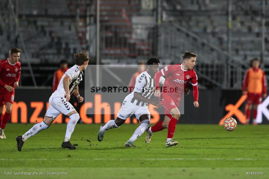 AKON Arena, Würzburg, 15.11.2024, sport, action, Fussball, BFV, 20. Spieltag, Regionalliga Bayern, SVW, FWK, SV Wacker Burghausen, FC Würzburger Kickers - Bild-ID: 2454066