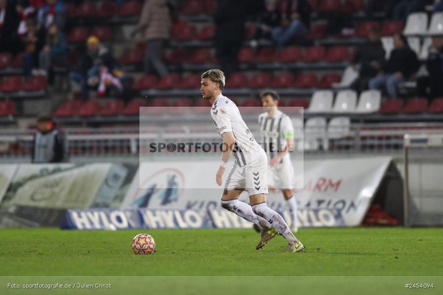 AKON Arena, Würzburg, 15.11.2024, sport, action, Fussball, BFV, 20. Spieltag, Regionalliga Bayern, SVW, FWK, SV Wacker Burghausen, FC Würzburger Kickers - Bild-ID: 2454094