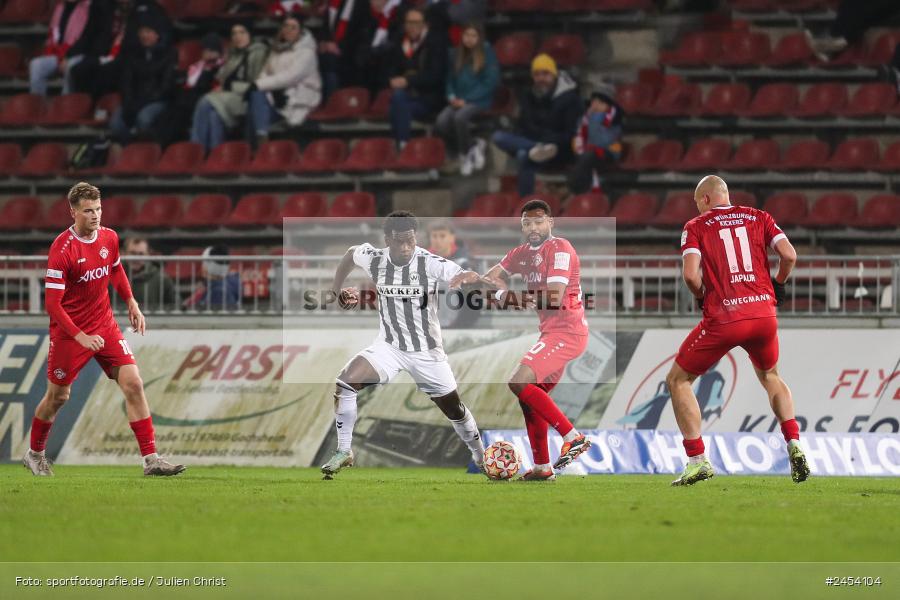 AKON Arena, Würzburg, 15.11.2024, sport, action, Fussball, BFV, 20. Spieltag, Regionalliga Bayern, SVW, FWK, SV Wacker Burghausen, FC Würzburger Kickers - Bild-ID: 2454104