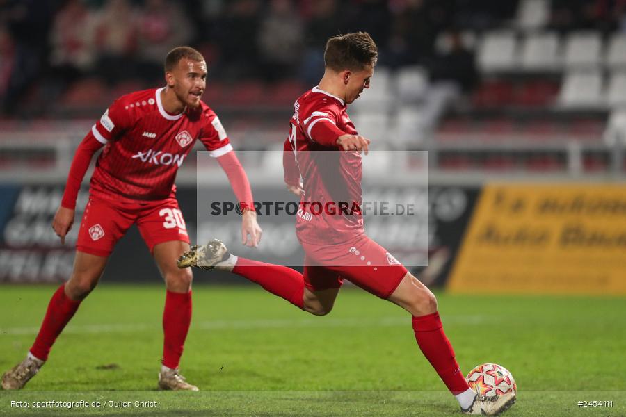 AKON Arena, Würzburg, 15.11.2024, sport, action, Fussball, BFV, 20. Spieltag, Regionalliga Bayern, SVW, FWK, SV Wacker Burghausen, FC Würzburger Kickers - Bild-ID: 2454111