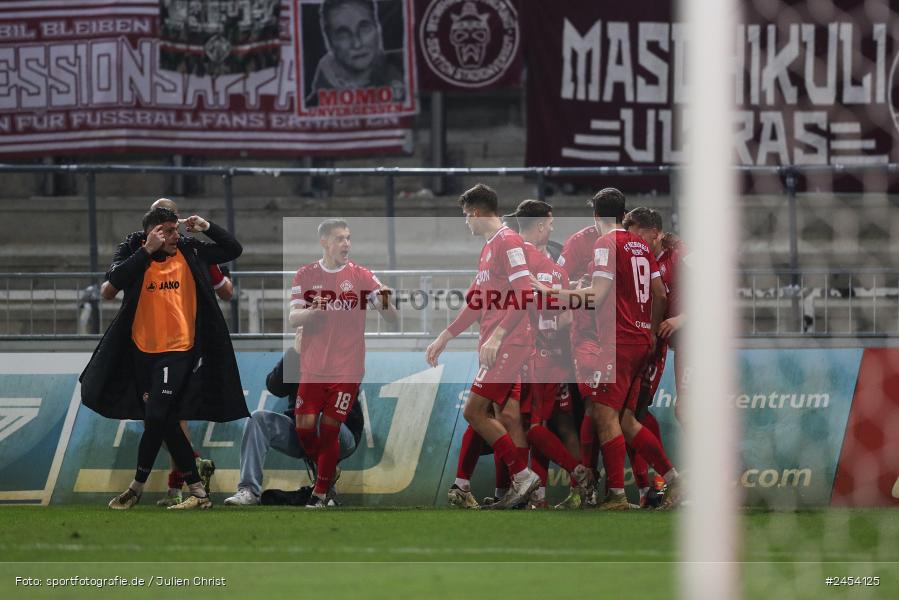 AKON Arena, Würzburg, 15.11.2024, sport, action, Fussball, BFV, 20. Spieltag, Regionalliga Bayern, SVW, FWK, SV Wacker Burghausen, FC Würzburger Kickers - Bild-ID: 2454125
