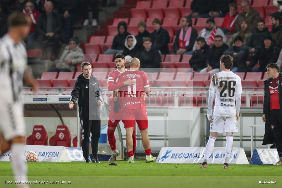 AKON Arena, Würzburg, 15.11.2024, sport, action, Fussball, BFV, 20. Spieltag, Regionalliga Bayern, SVW, FWK, SV Wacker Burghausen, FC Würzburger Kickers - Bild-ID: 2454146