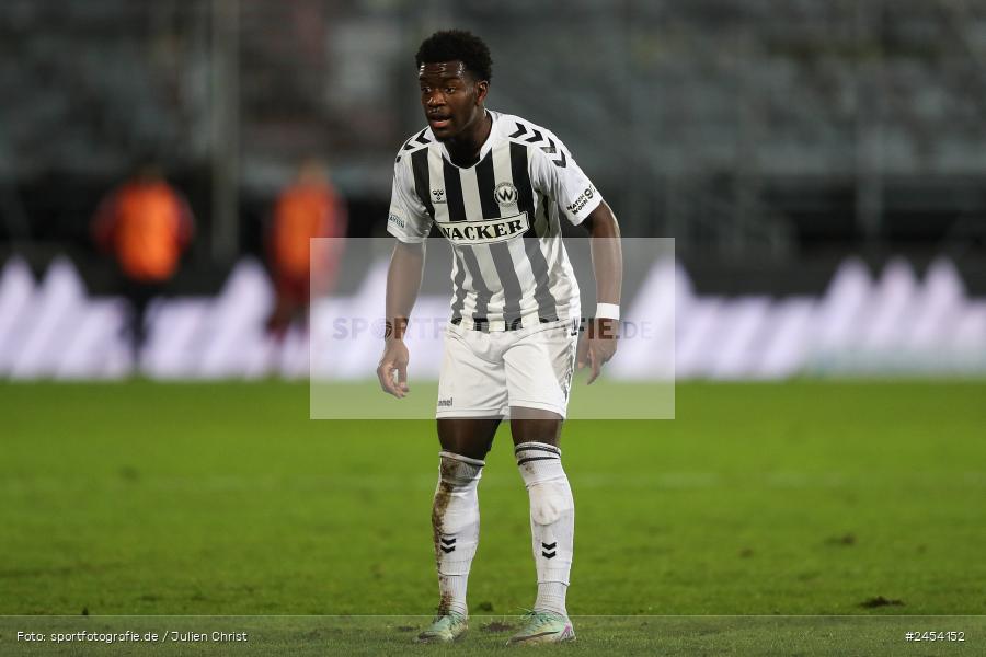 AKON Arena, Würzburg, 15.11.2024, sport, action, Fussball, BFV, 20. Spieltag, Regionalliga Bayern, SVW, FWK, SV Wacker Burghausen, FC Würzburger Kickers - Bild-ID: 2454152