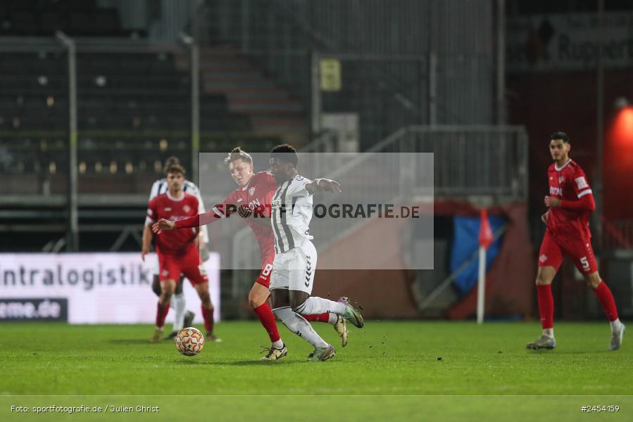 AKON Arena, Würzburg, 15.11.2024, sport, action, Fussball, BFV, 20. Spieltag, Regionalliga Bayern, SVW, FWK, SV Wacker Burghausen, FC Würzburger Kickers - Bild-ID: 2454159