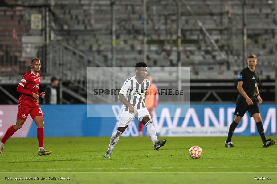 AKON Arena, Würzburg, 15.11.2024, sport, action, Fussball, BFV, 20. Spieltag, Regionalliga Bayern, SVW, FWK, SV Wacker Burghausen, FC Würzburger Kickers - Bild-ID: 2454163