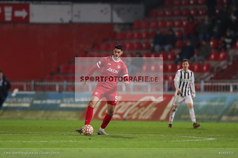 AKON Arena, Würzburg, 15.11.2024, sport, action, Fussball, BFV, 20. Spieltag, Regionalliga Bayern, SVW, FWK, SV Wacker Burghausen, FC Würzburger Kickers - Bild-ID: 2454170