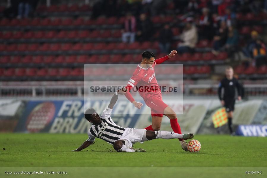 AKON Arena, Würzburg, 15.11.2024, sport, action, Fussball, BFV, 20. Spieltag, Regionalliga Bayern, SVW, FWK, SV Wacker Burghausen, FC Würzburger Kickers - Bild-ID: 2454173