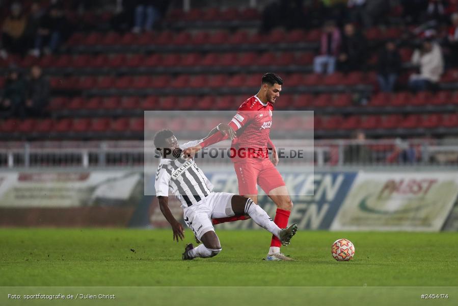 AKON Arena, Würzburg, 15.11.2024, sport, action, Fussball, BFV, 20. Spieltag, Regionalliga Bayern, SVW, FWK, SV Wacker Burghausen, FC Würzburger Kickers - Bild-ID: 2454174