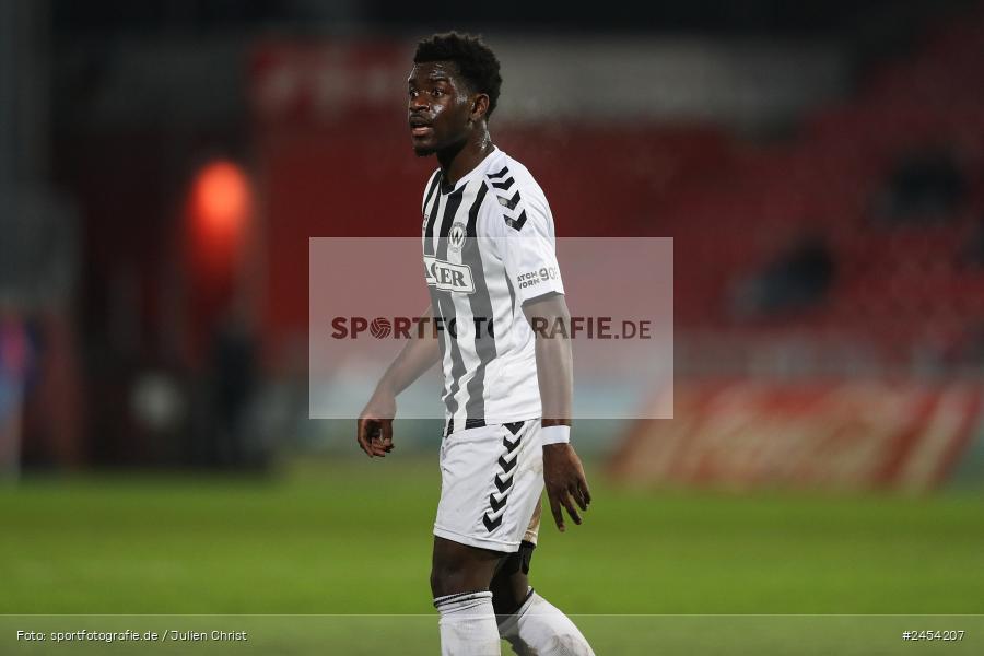 AKON Arena, Würzburg, 15.11.2024, sport, action, Fussball, BFV, 20. Spieltag, Regionalliga Bayern, SVW, FWK, SV Wacker Burghausen, FC Würzburger Kickers - Bild-ID: 2454207