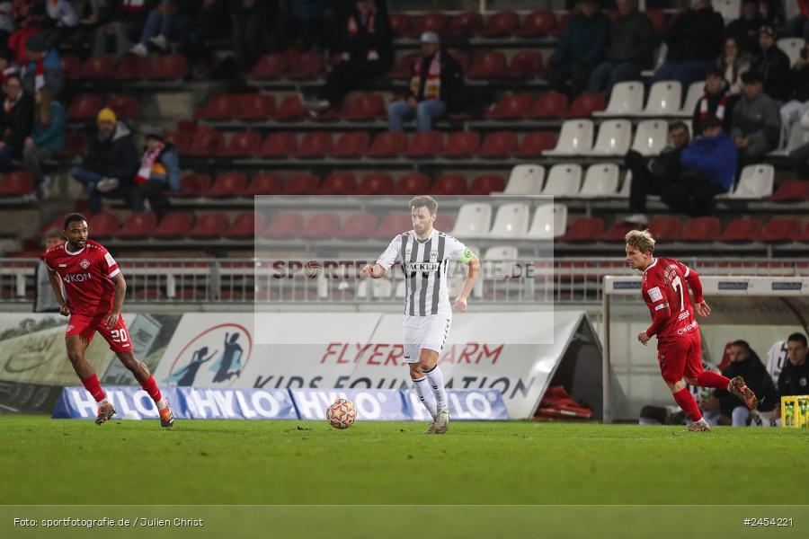 AKON Arena, Würzburg, 15.11.2024, sport, action, Fussball, BFV, 20. Spieltag, Regionalliga Bayern, SVW, FWK, SV Wacker Burghausen, FC Würzburger Kickers - Bild-ID: 2454221