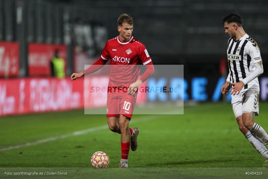 AKON Arena, Würzburg, 15.11.2024, sport, action, Fussball, BFV, 20. Spieltag, Regionalliga Bayern, SVW, FWK, SV Wacker Burghausen, FC Würzburger Kickers - Bild-ID: 2454223