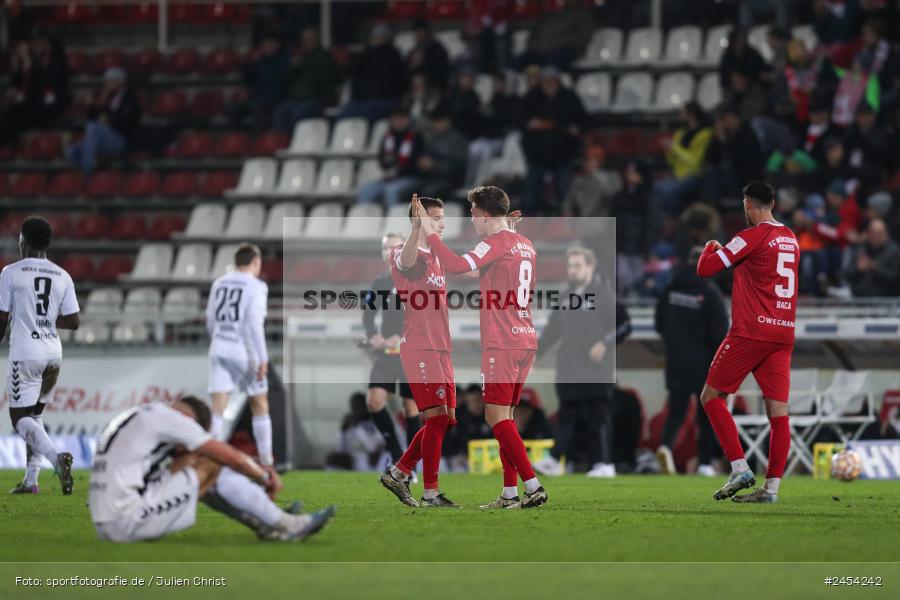 AKON Arena, Würzburg, 15.11.2024, sport, action, Fussball, BFV, 20. Spieltag, Regionalliga Bayern, SVW, FWK, SV Wacker Burghausen, FC Würzburger Kickers - Bild-ID: 2454242