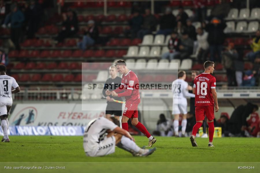 AKON Arena, Würzburg, 15.11.2024, sport, action, Fussball, BFV, 20. Spieltag, Regionalliga Bayern, SVW, FWK, SV Wacker Burghausen, FC Würzburger Kickers - Bild-ID: 2454244