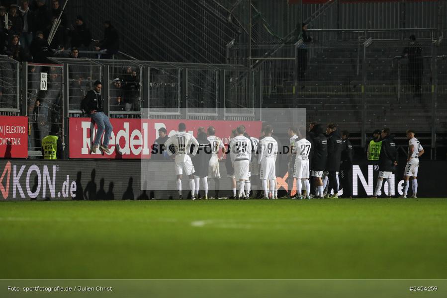 AKON Arena, Würzburg, 15.11.2024, sport, action, Fussball, BFV, 20. Spieltag, Regionalliga Bayern, SVW, FWK, SV Wacker Burghausen, FC Würzburger Kickers - Bild-ID: 2454259