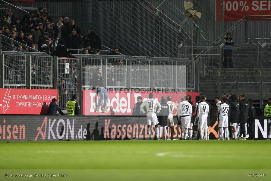 AKON Arena, Würzburg, 15.11.2024, sport, action, Fussball, BFV, 20. Spieltag, Regionalliga Bayern, SVW, FWK, SV Wacker Burghausen, FC Würzburger Kickers - Bild-ID: 2454260