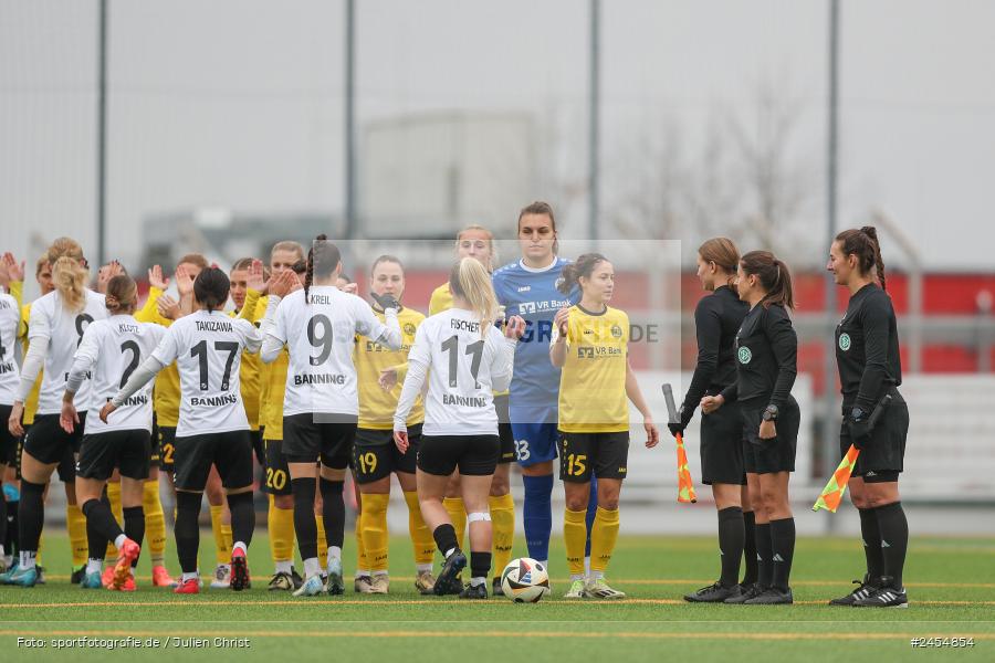 sport, action, Sportanlage Buchschwabacher Strasse 32, SV67, SV 67 Weinberg, SCS, SC Sand, Roßtal, Fussball, DFB, 2. Frauen-Bundesliga, 17.11.2024, 11. Spieltag - Bild-ID: 2454854 sport, action, Sportanlage Buchschwabacher Strasse 32, SV67, SV 67 Weinberg, SCS, SC Sand, Roßtal, Fussball, DFB, 2. Frauen-Bundesliga, 17.11.2024, 11. Spieltag - Bild-ID: 2454854
