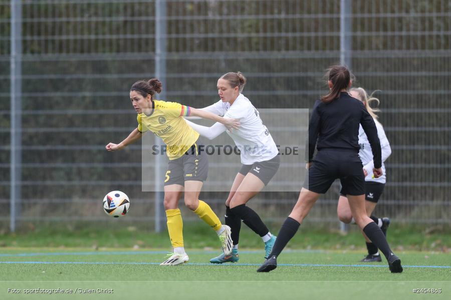 sport, action, Sportanlage Buchschwabacher Strasse 32, SV67, SV 67 Weinberg, SCS, SC Sand, Roßtal, Fussball, DFB, 2. Frauen-Bundesliga, 17.11.2024, 11. Spieltag - Bild-ID: 2454863 sport, action, Sportanlage Buchschwabacher Strasse 32, SV67, SV 67 Weinberg, SCS, SC Sand, Roßtal, Fussball, DFB, 2. Frauen-Bundesliga, 17.11.2024, 11. Spieltag - Bild-ID: 2454863